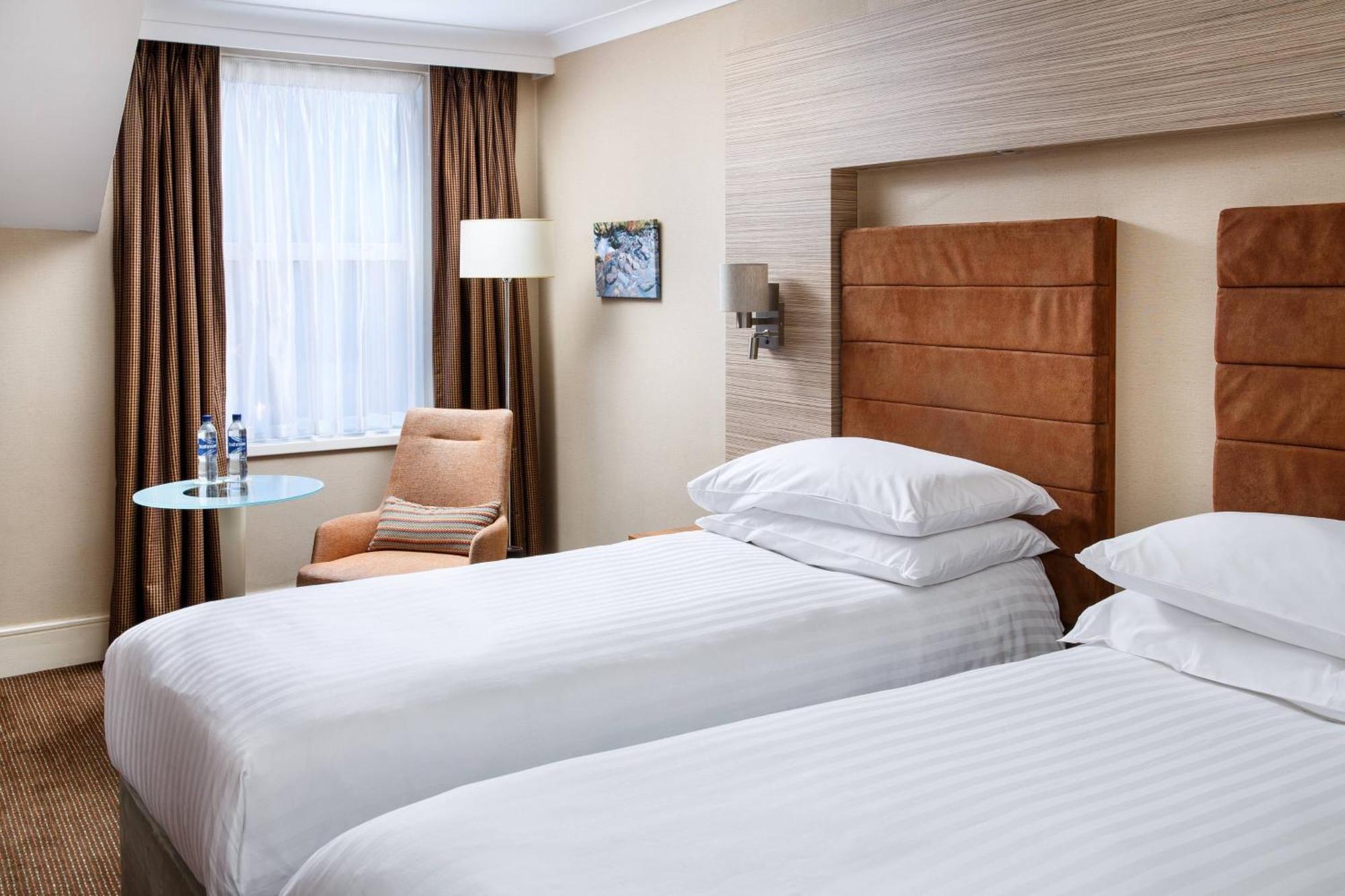 Delta Hotels By Marriott Cheltenham Chase Zewnętrze zdjęcie